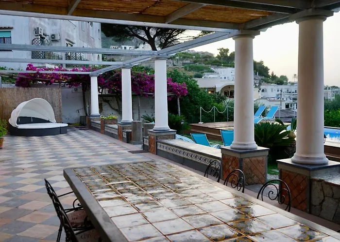 Villa Amalu Capri Piscina E Giardino