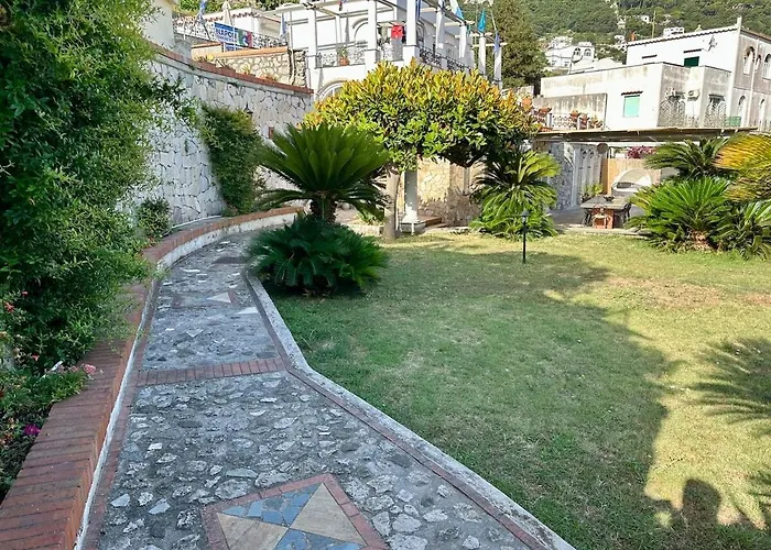 Villa Amalu Capri Piscina E Giardino